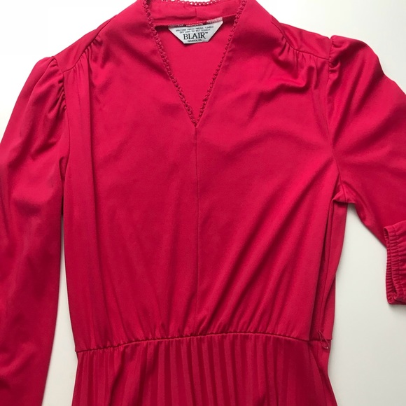 🚨SALE🚨Vintage 70’s Accordion Pleat Maxi Dress - Picture 4 of 7